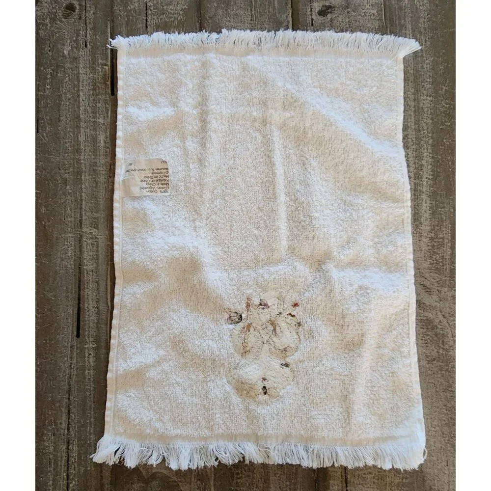 Christmas Embroidered Cotton Hand Towels With‎ Fringe Set of 3 11 x 14